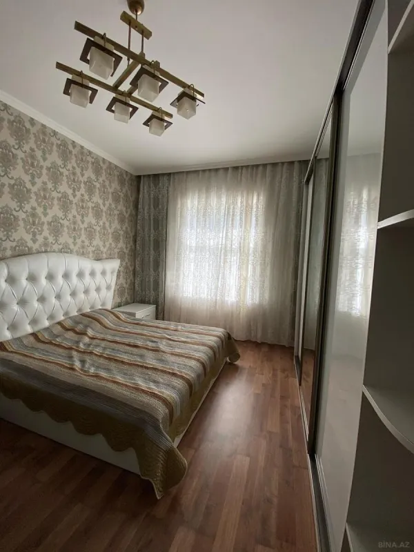 Satılır 7 otaqlı həyət evi 410 m²