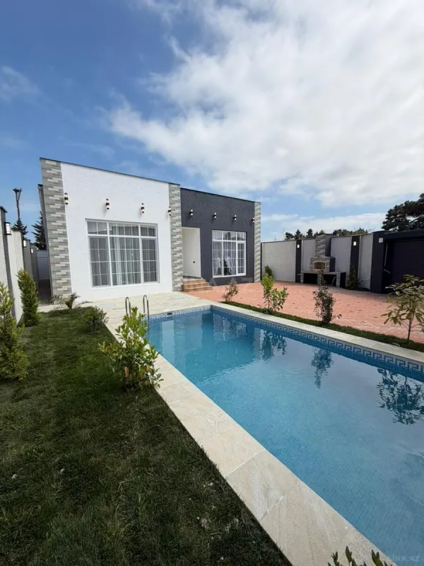 Satılır 4 otaqlı həyət evi 140 m²