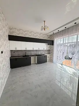 Satılır 4 otaqlı həyət evi 140 m²