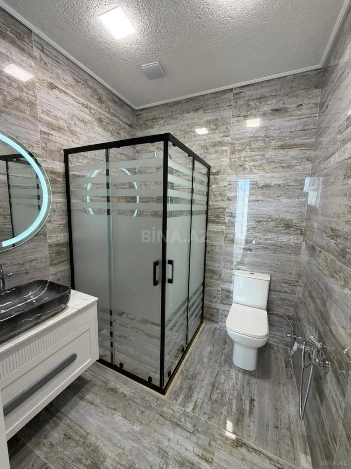 Satılır 4 otaqlı həyət evi 140 m²