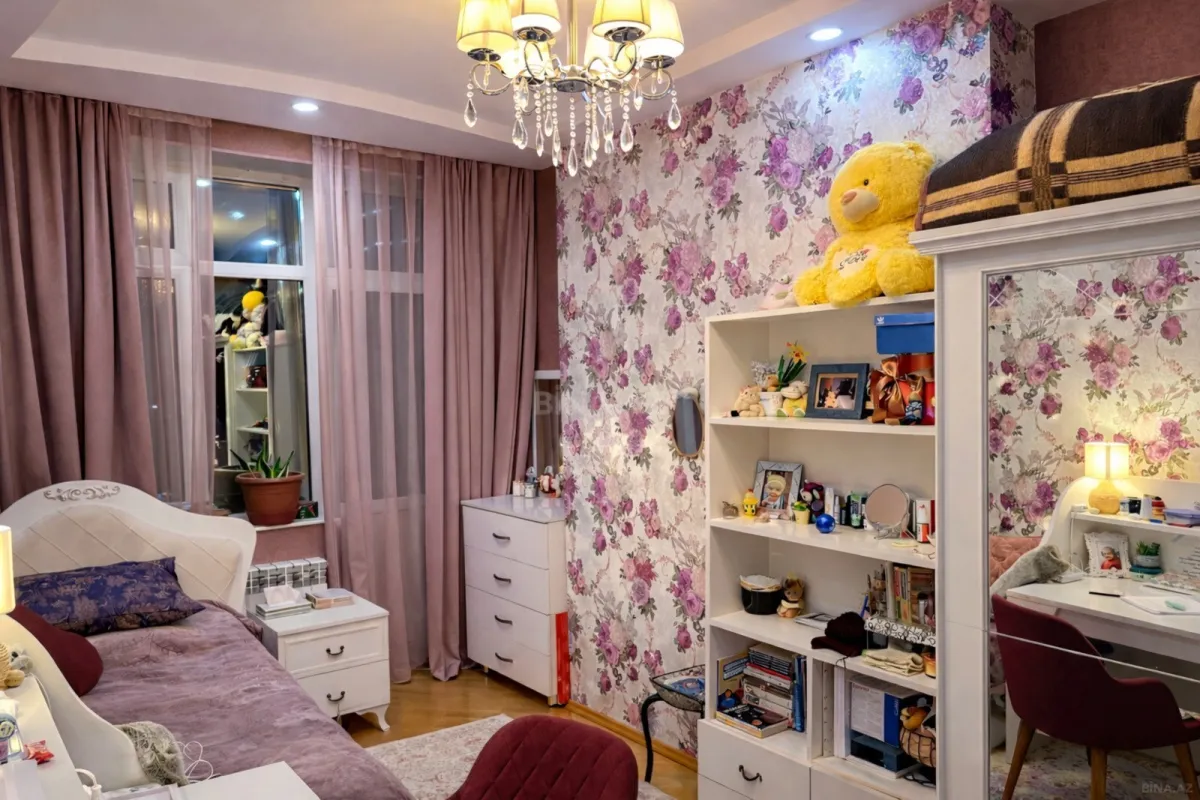 Satılır 3 otaqlı mənzil 96 m²