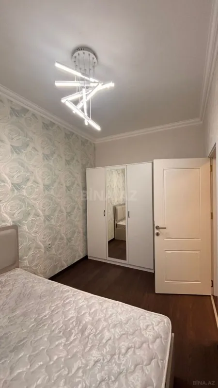 Satılır 2 otaqlı mənzil 60 m²
