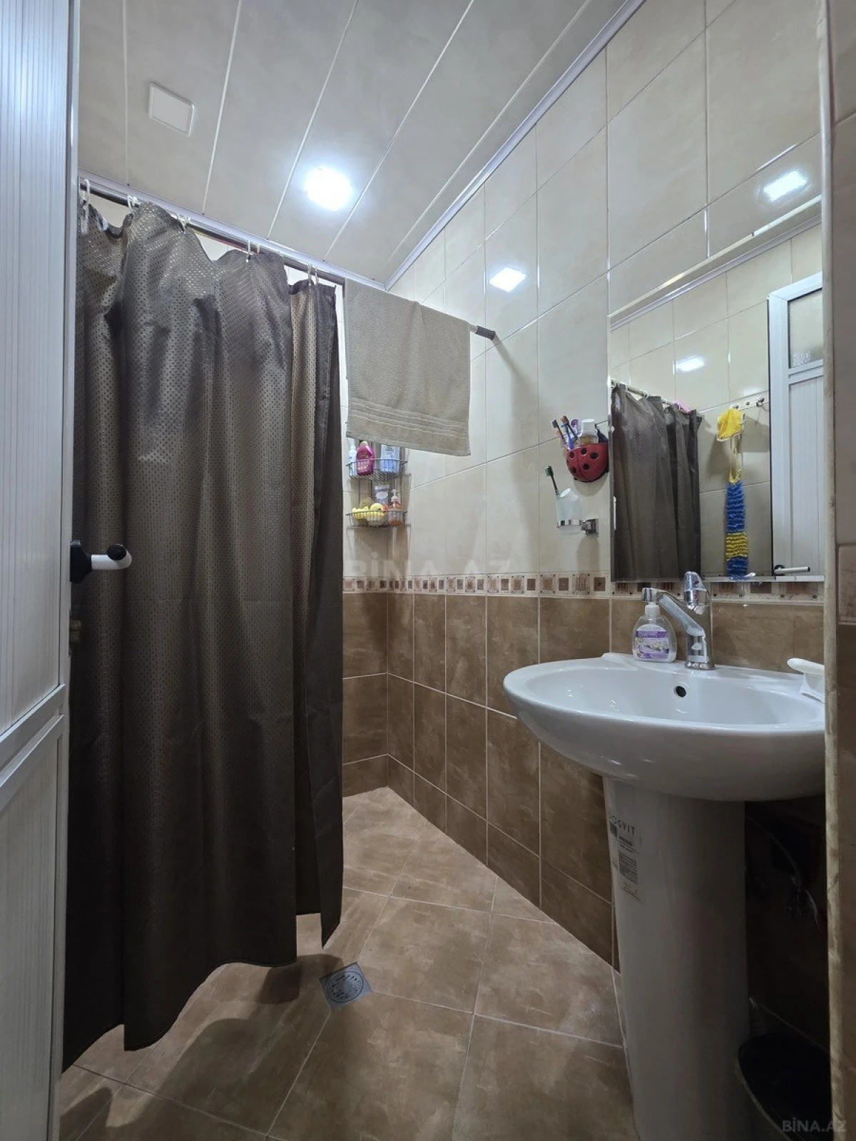 Satılır 2 otaqlı mənzil 62 m²