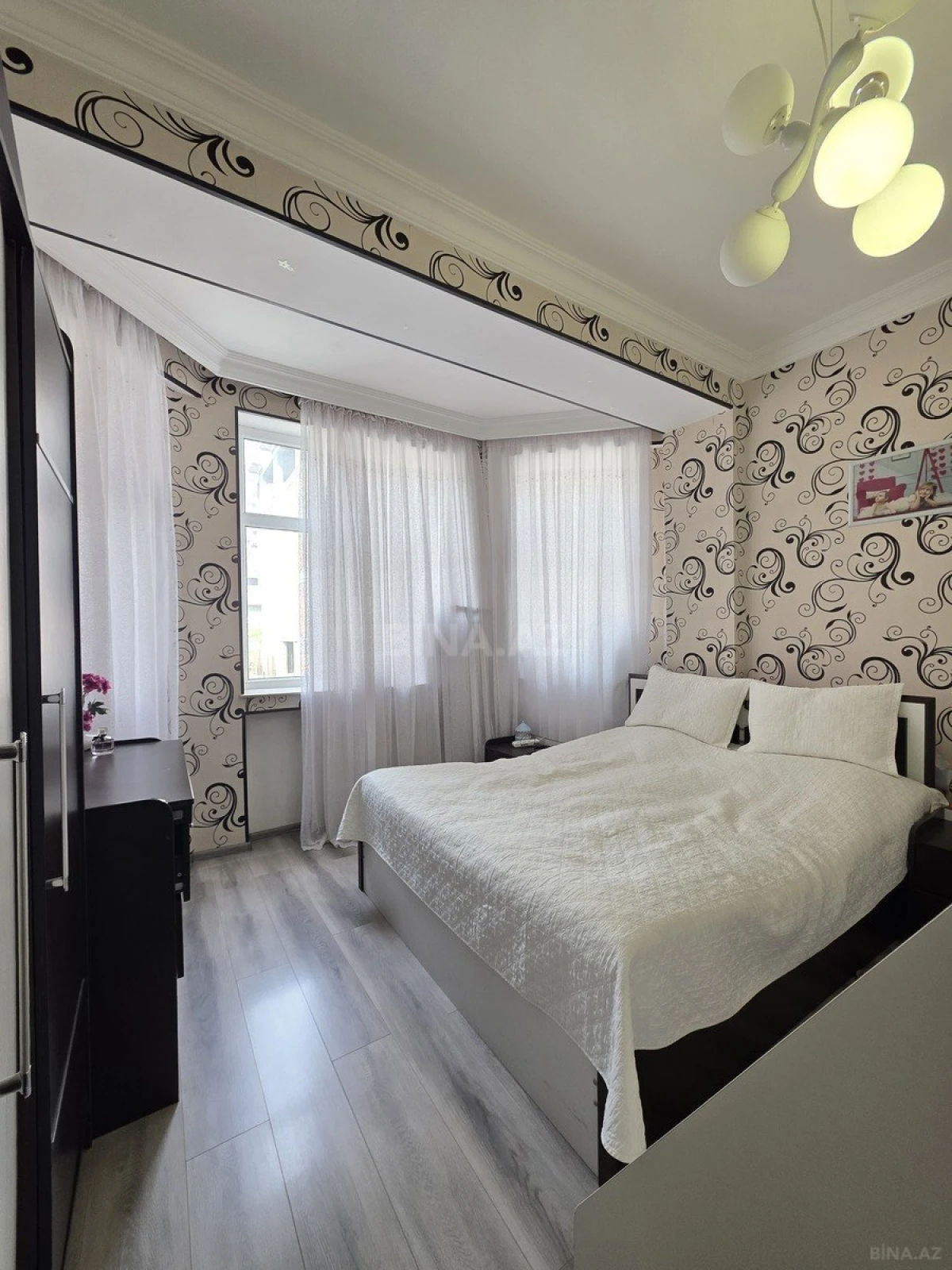 Satılır 2 otaqlı mənzil 62 m²