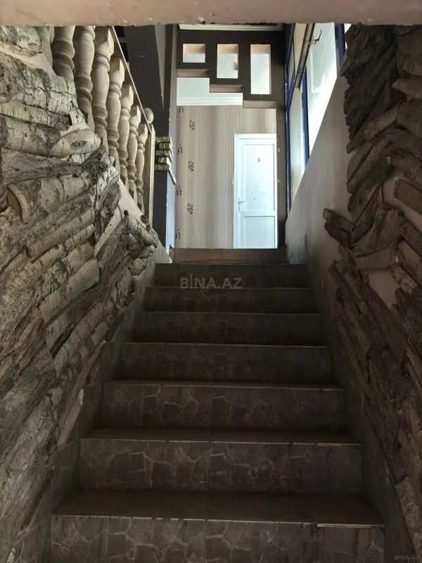 Satılır obyekt 400 m²