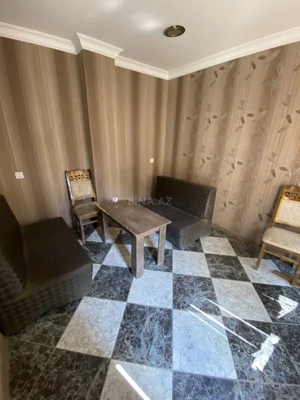 Satılır obyekt 400 m²