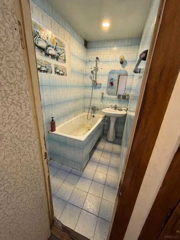 Kirayə verilir 4 otaqlı mənzil 100 m²