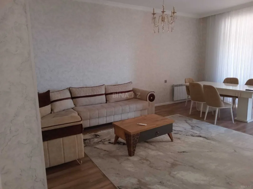 Kirayə verilir 3 otaqlı mənzil 130 m²