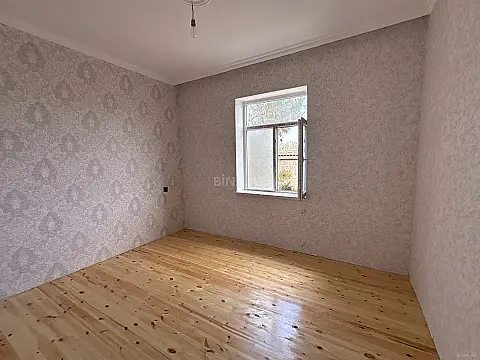 Satılır 4 otaqlı həyət evi 85 m²