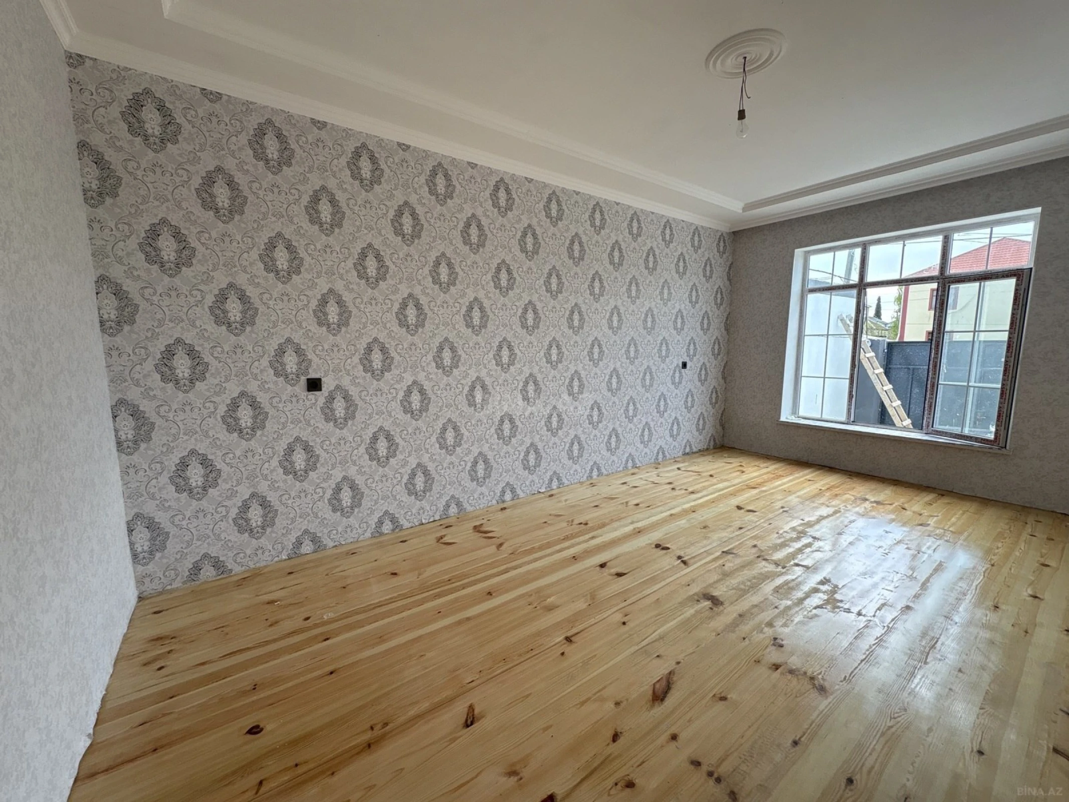 Satılır 4 otaqlı həyət evi 85 m²