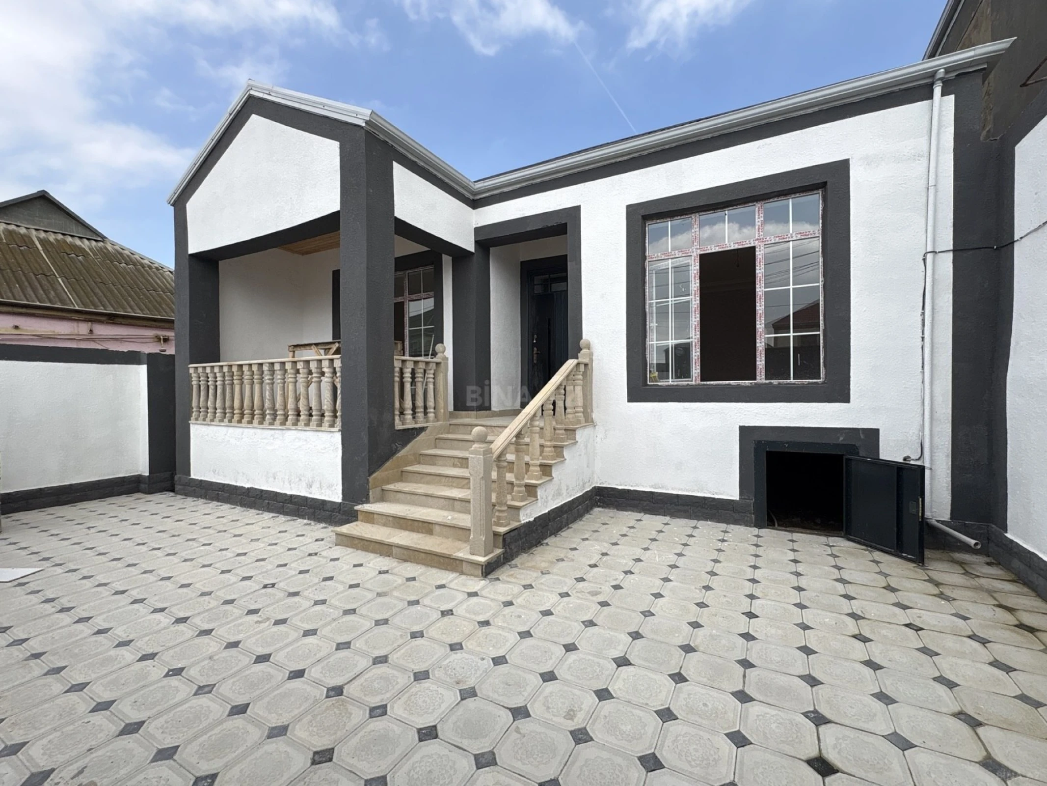 Satılır 4 otaqlı həyət evi 85 m²