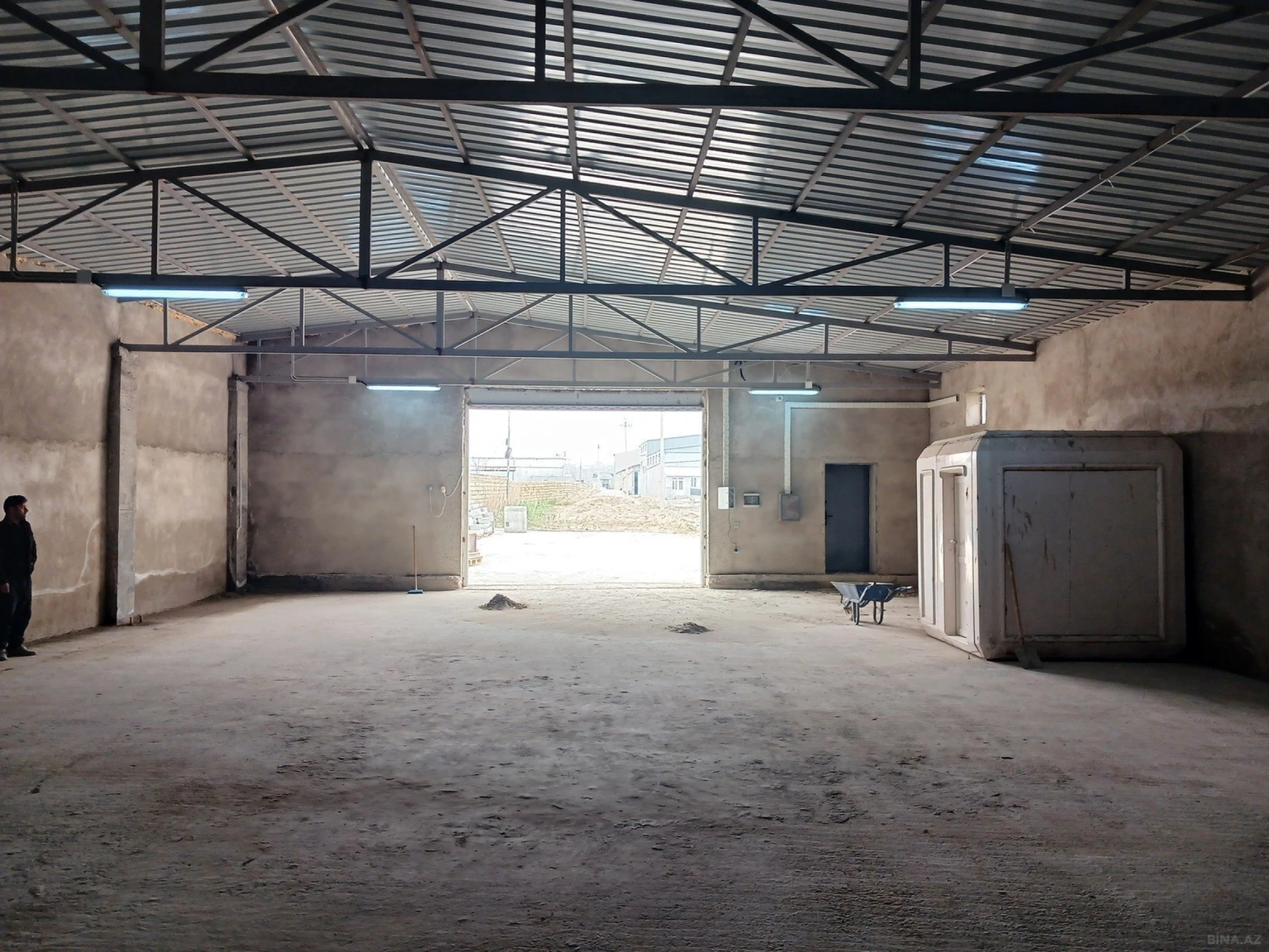 Kirayə verilir obyekt 1200 m²