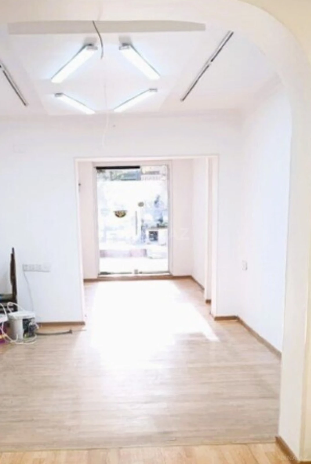 Kirayə verilir obyekt 60 m²