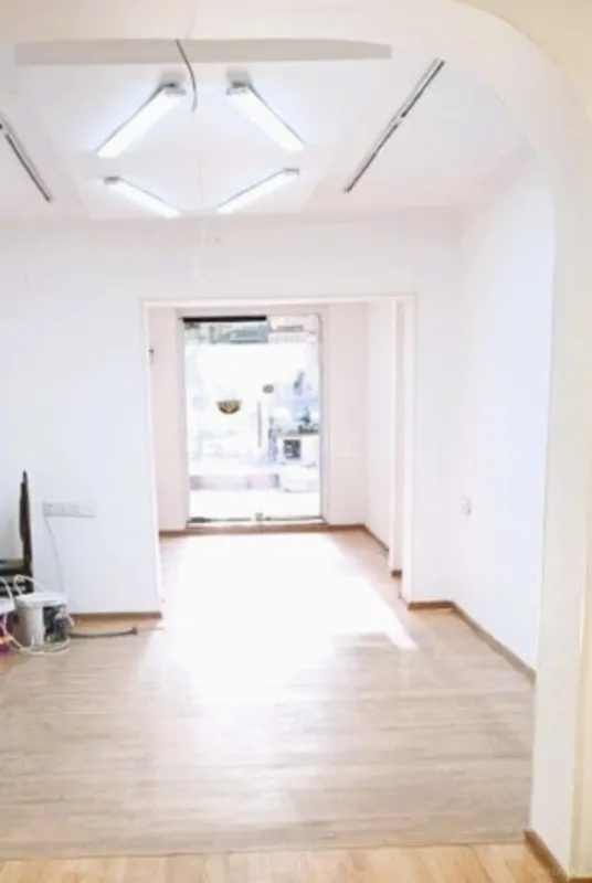 Kirayə verilir obyekt 60 m²