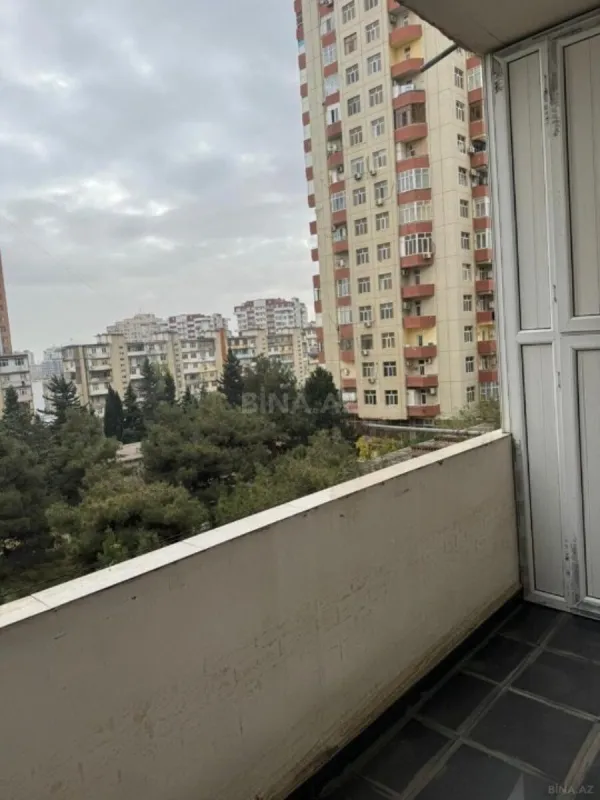 Satılır 2 otaqlı mənzil 96 m²