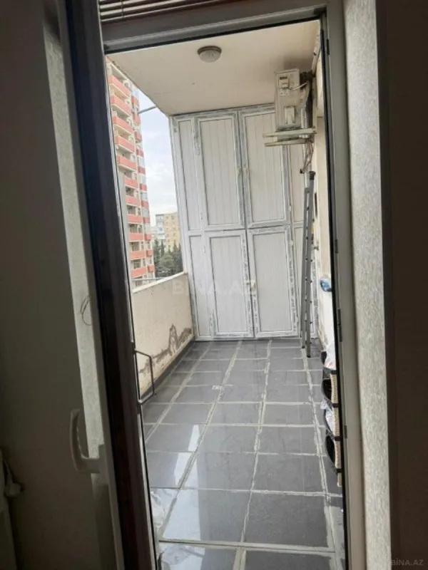 Satılır 2 otaqlı mənzil 96 m²