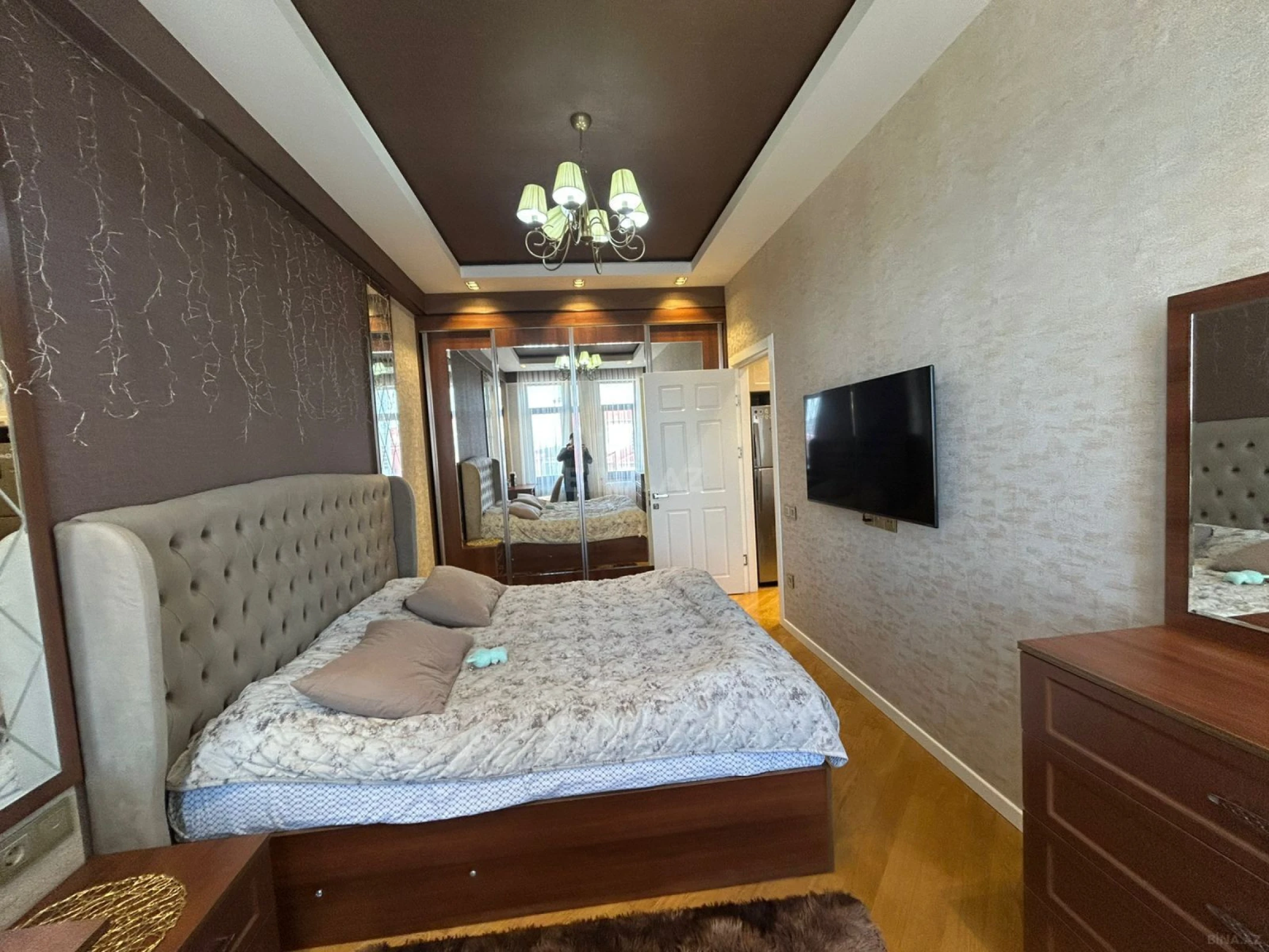 Satılır 2 otaqlı mənzil 63 m²