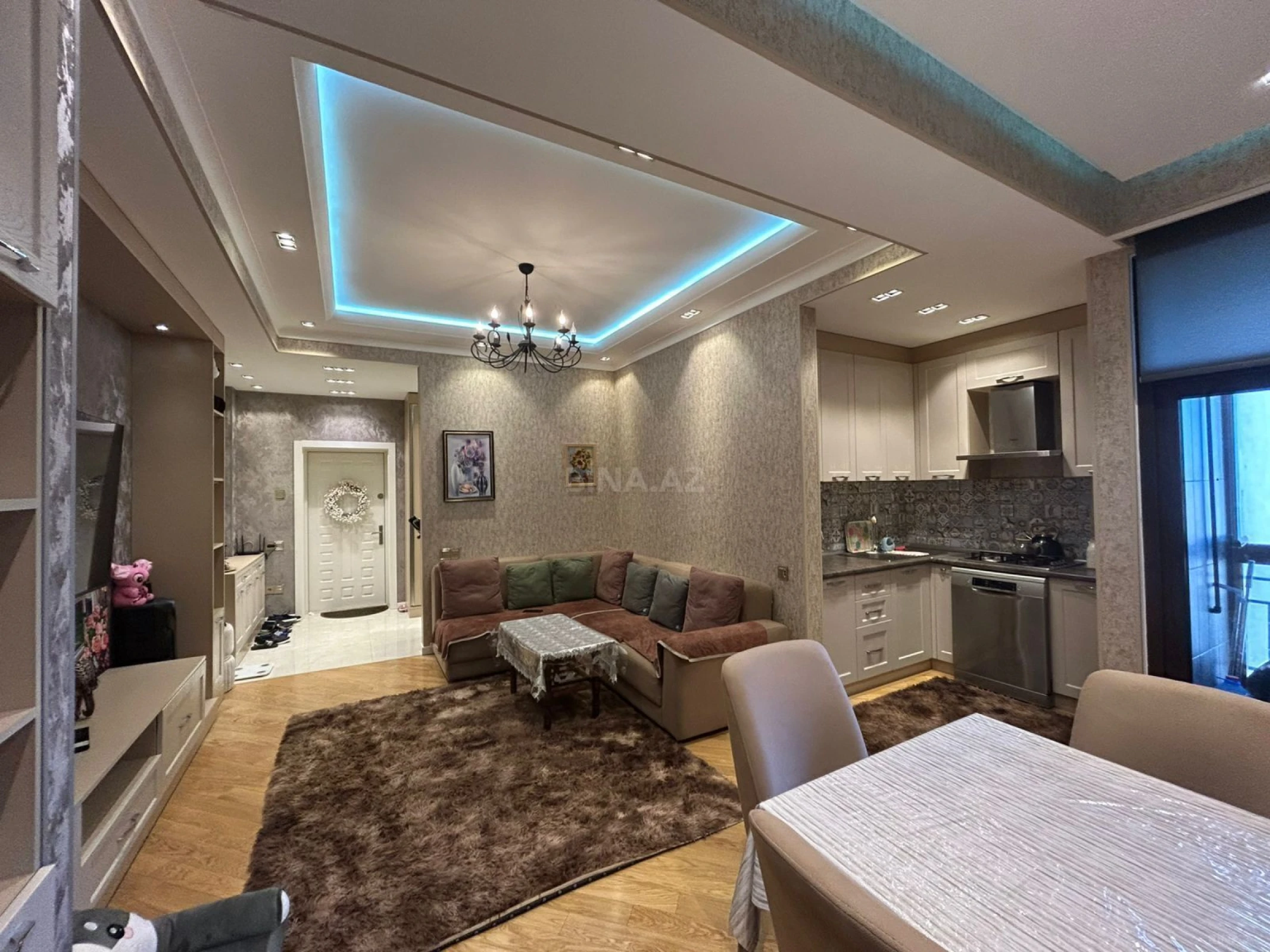 Satılır 2 otaqlı mənzil 63 m²