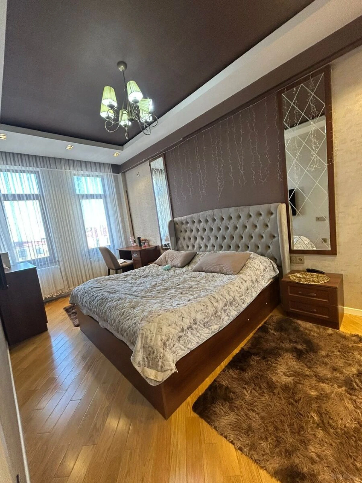Satılır 2 otaqlı mənzil 63 m²