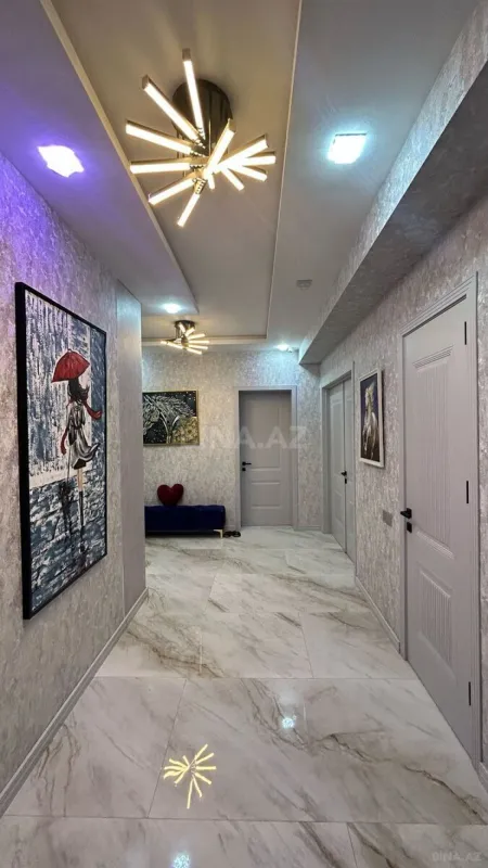 Kirayə verilir 5 otaqlı mənzil 200 m²