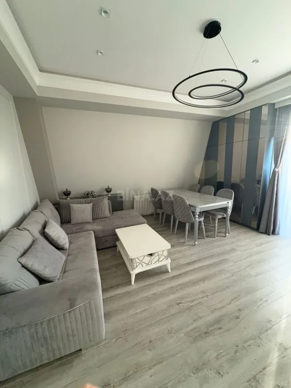 Kirayə verilir 3 otaqlı mənzil 100 m²
