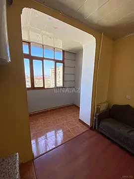 Satılır 4 otaqlı mənzil 101 m²