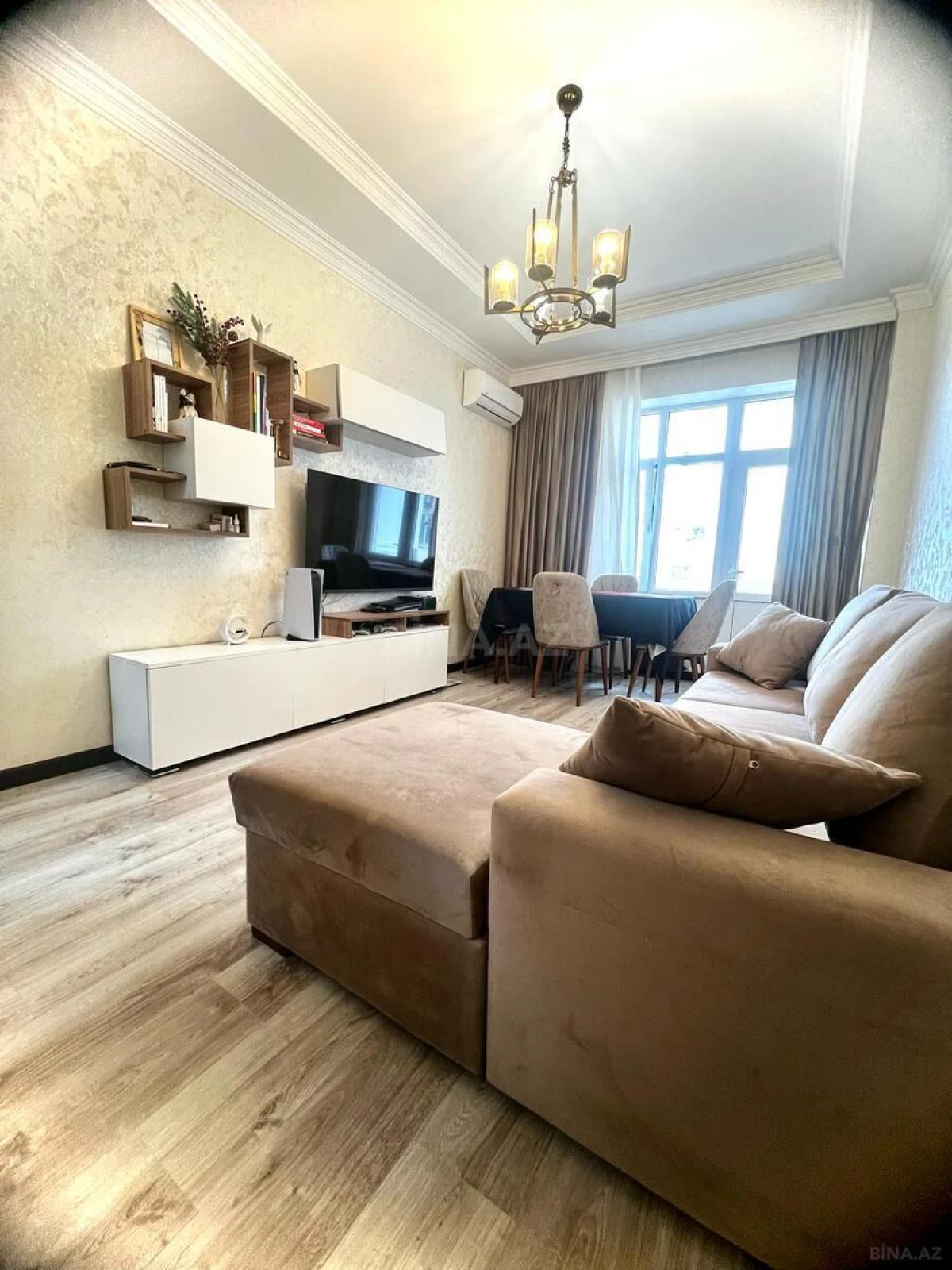 Satılır 2 otaqlı mənzil 60 m²
