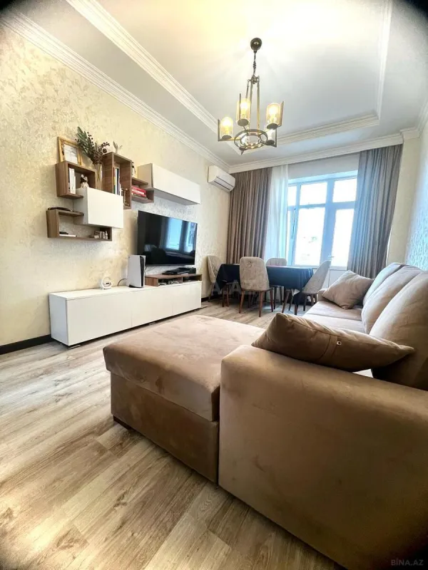 Satılır 2 otaqlı mənzil 60 m²
