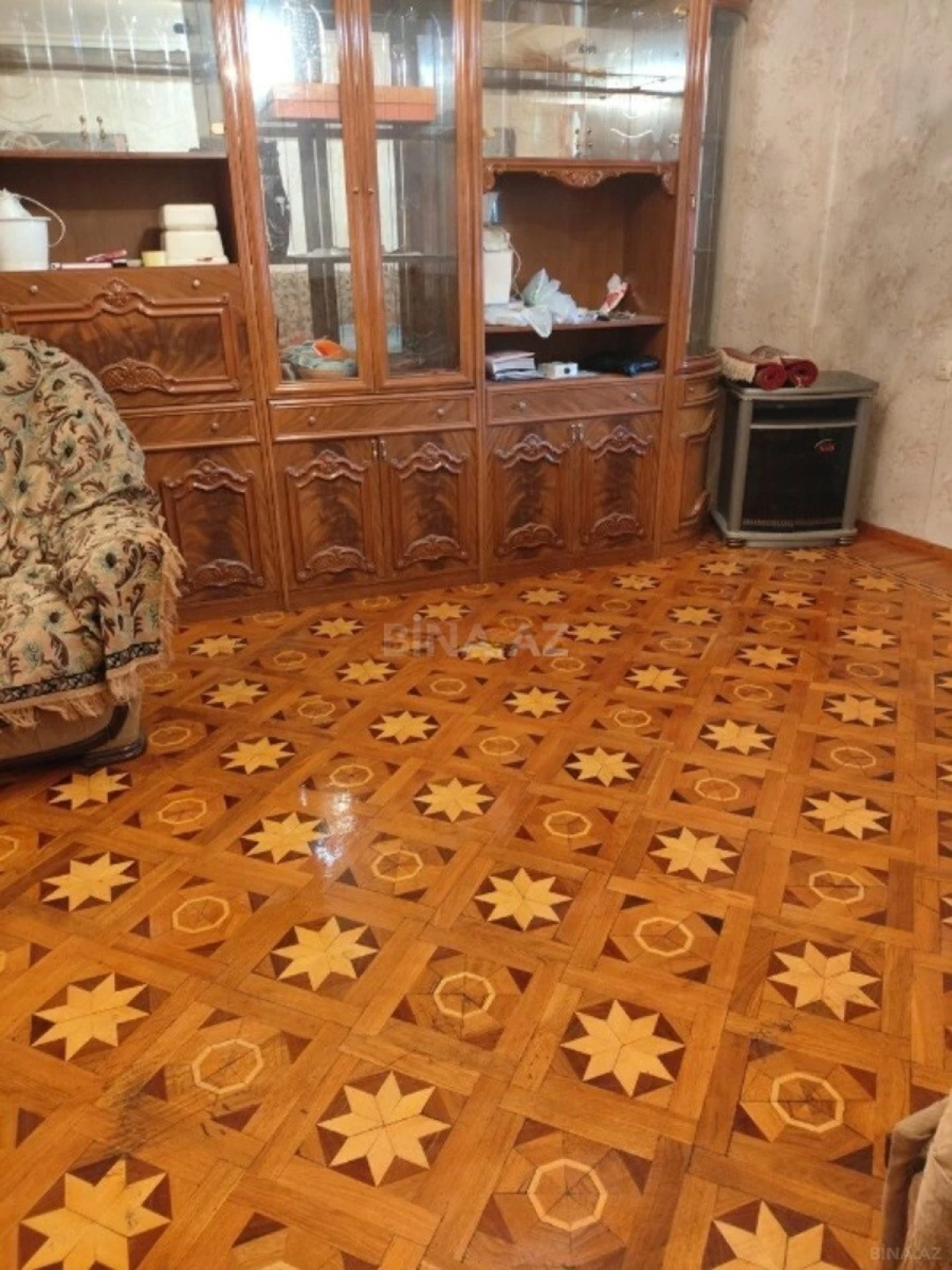 Satılır 4 otaqlı mənzil 100 m²