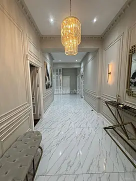 Satılır 4 otaqlı mənzil 254 m²