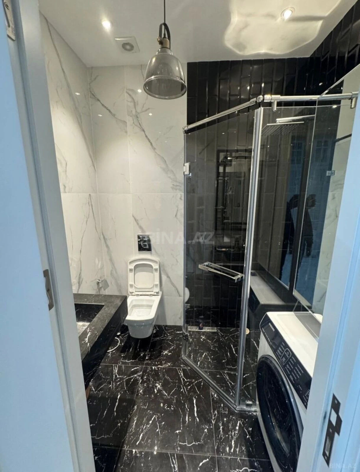 Satılır 4 otaqlı mənzil 254 m²