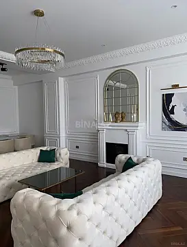 Satılır 4 otaqlı mənzil 254 m²