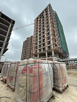 Satılır 4 otaqlı mənzil 169 m²