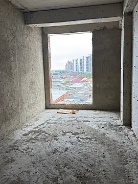 Satılır 4 otaqlı mənzil 169 m²