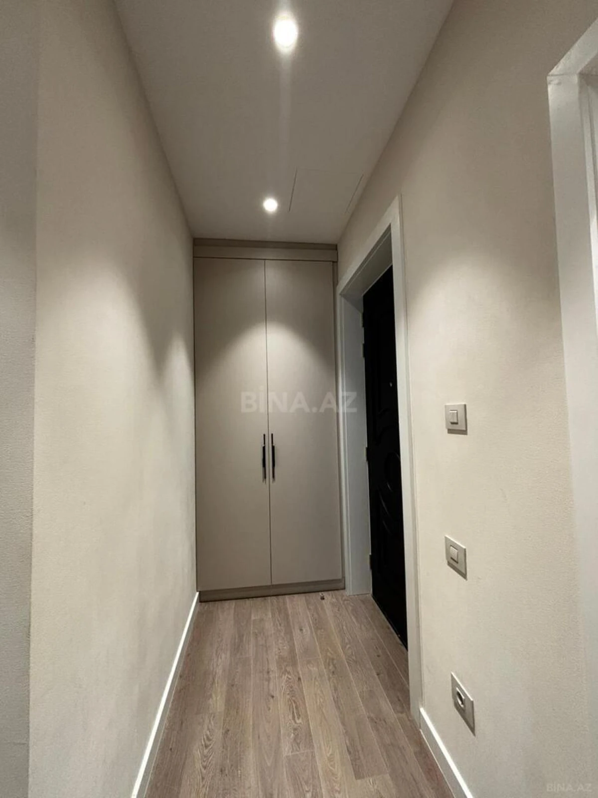 Kirayə verilir 3 otaqlı mənzil 125 m²