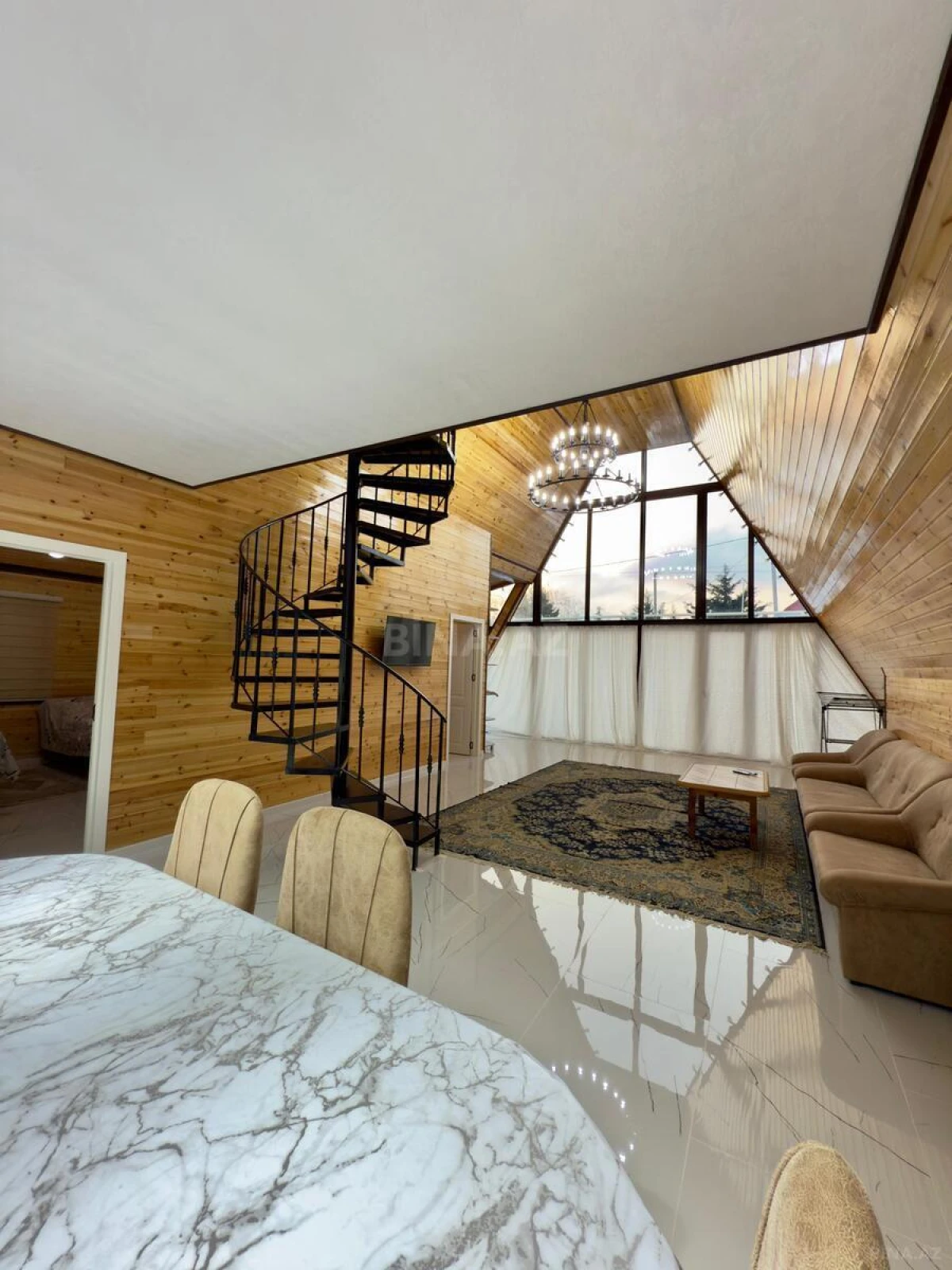 Kirayə verilir 4 otaqlı həyət evi 200 m²