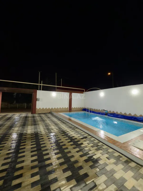 Kirayə verilir 4 otaqlı həyət evi 200 m²