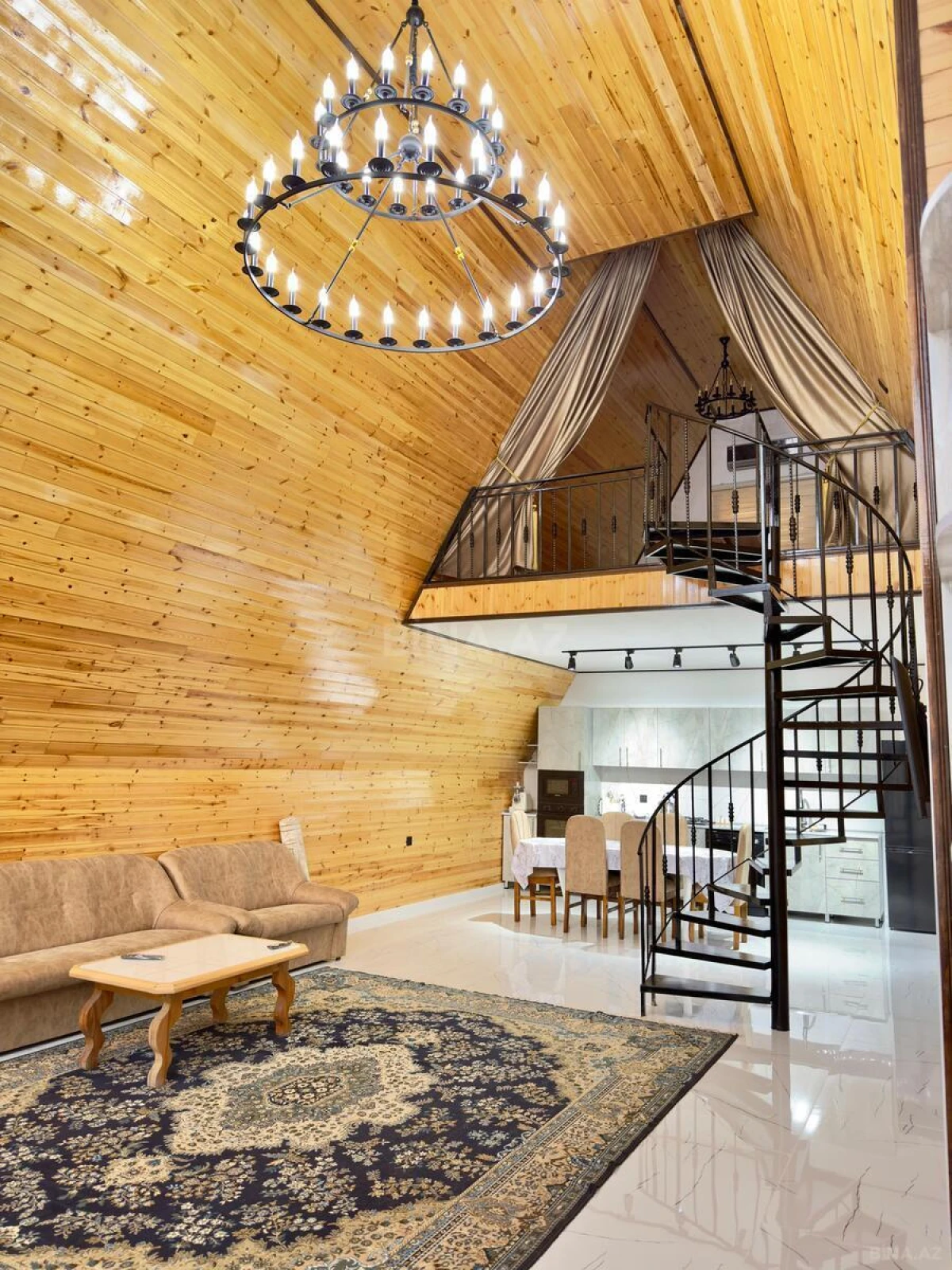 Kirayə verilir 4 otaqlı həyət evi 200 m²