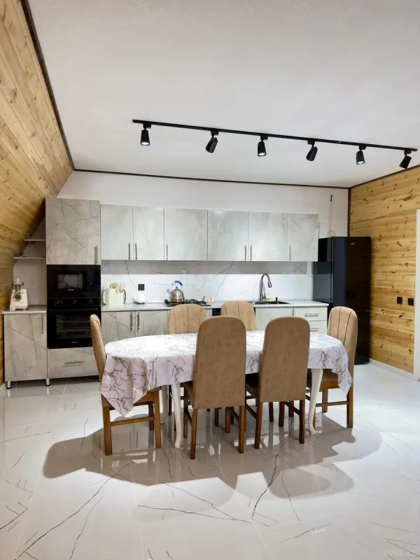 Kirayə verilir 4 otaqlı həyət evi 200 m²