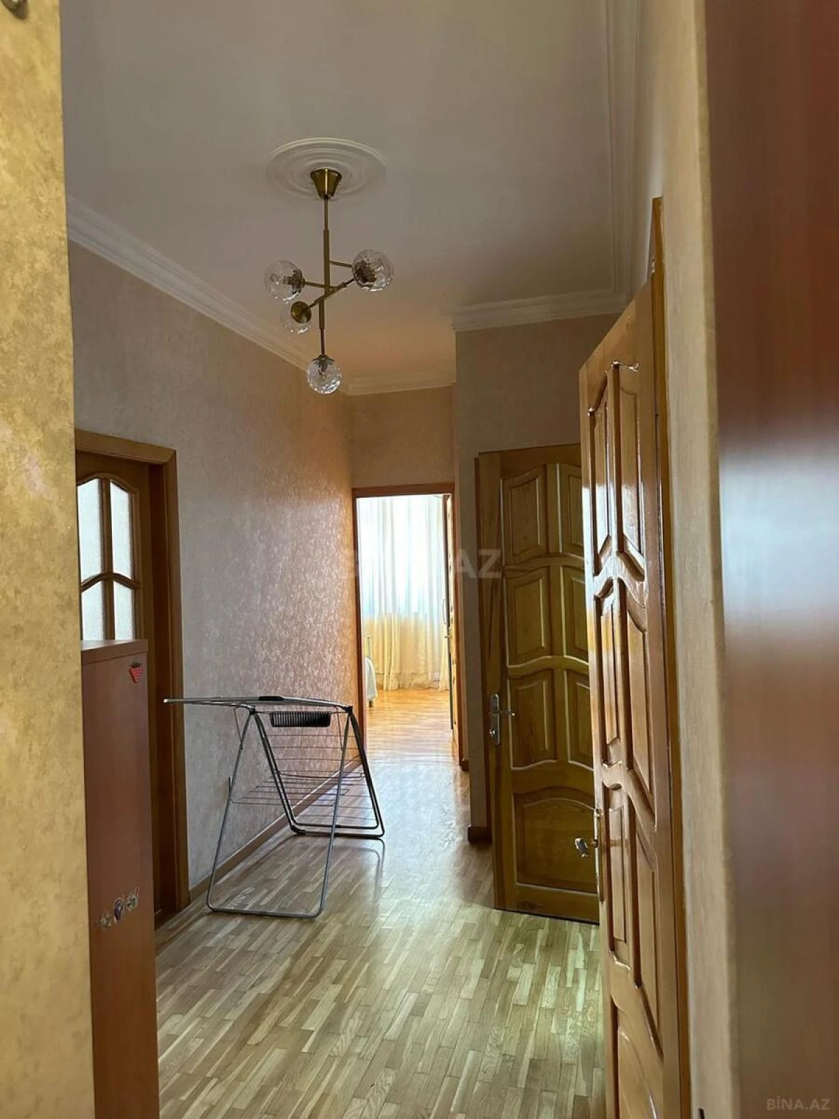 Satılır 3 otaqlı mənzil 128 m²
