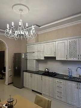 Satılır 3 otaqlı mənzil 128 m²