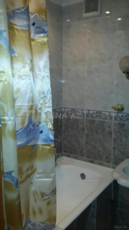 Kirayə verilir 2 otaqlı mənzil 70 m²