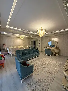Kirayə verilir 3 otaqlı mənzil 125 m² — Bakı 3 otaq 125.00 m²