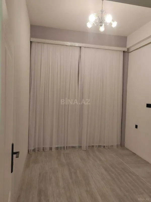 Satılır 3 otaqlı mənzil 82.2 m²
