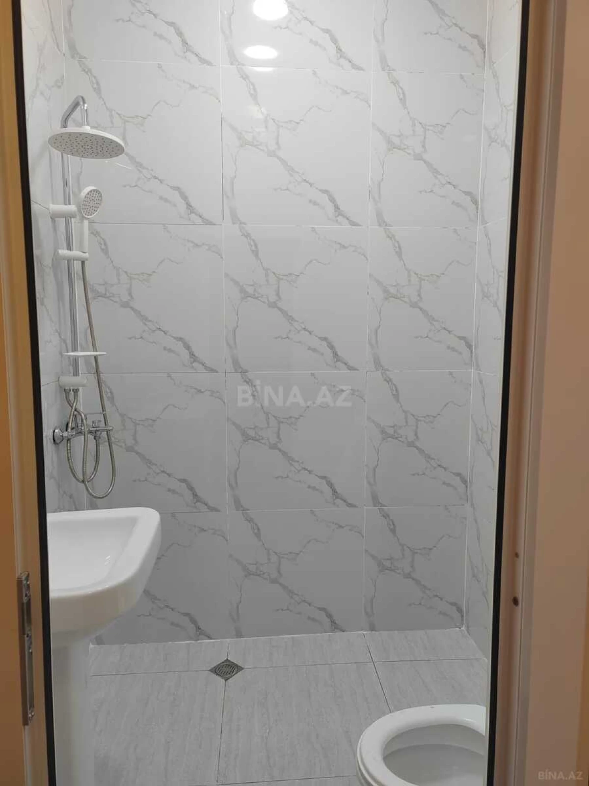 Satılır 3 otaqlı mənzil 82.2 m²