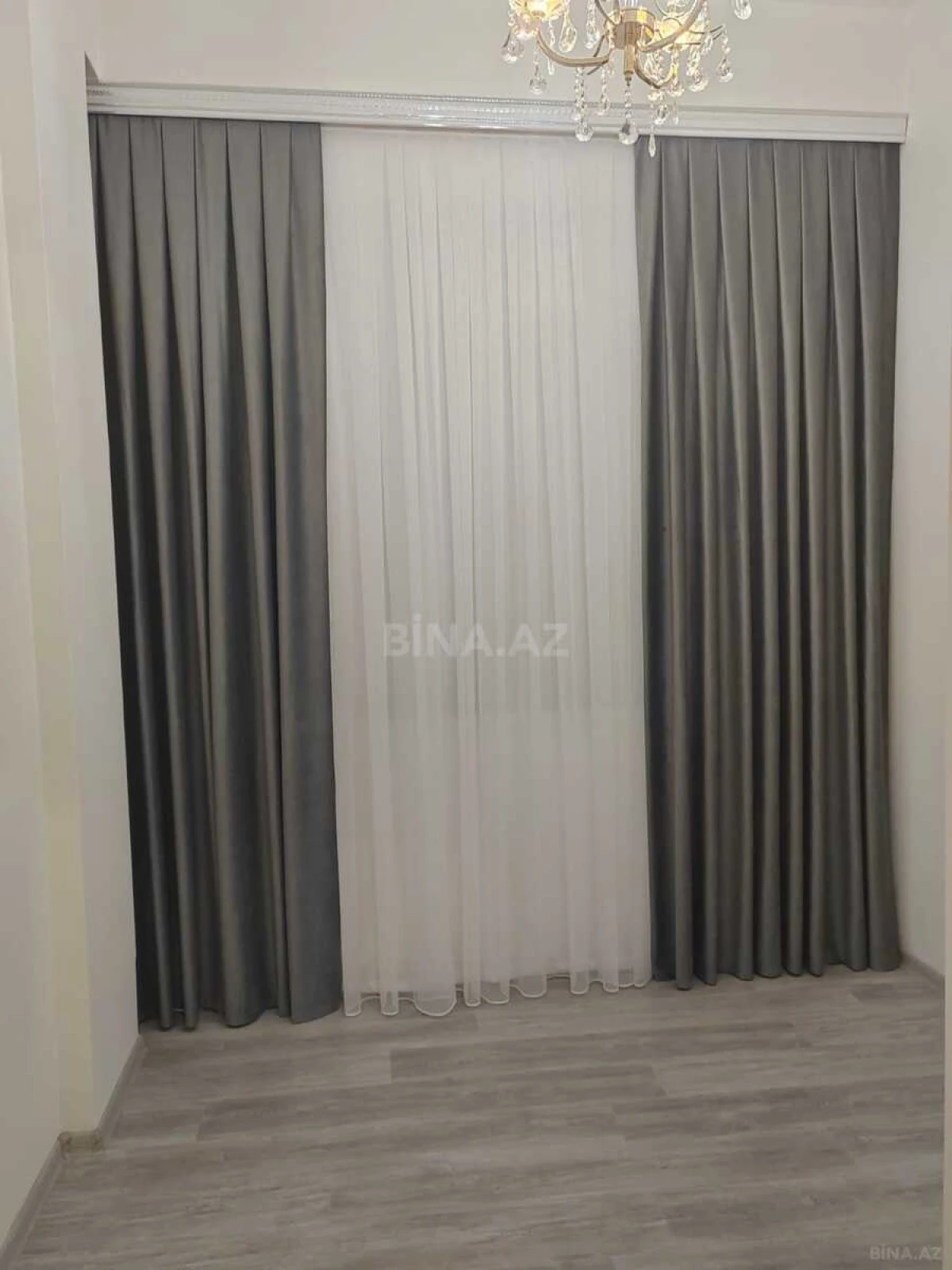 Satılır 3 otaqlı mənzil 82.2 m²