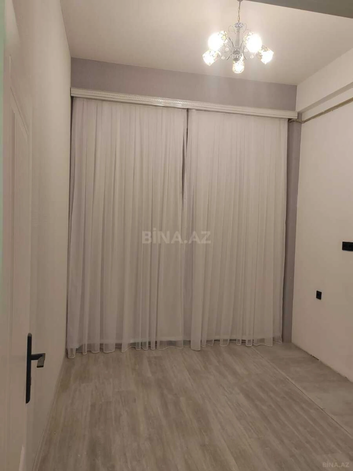 Satılır 3 otaqlı mənzil 82.2 m²