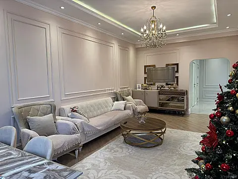 Satılır 2 otaqlı mənzil 110 m²