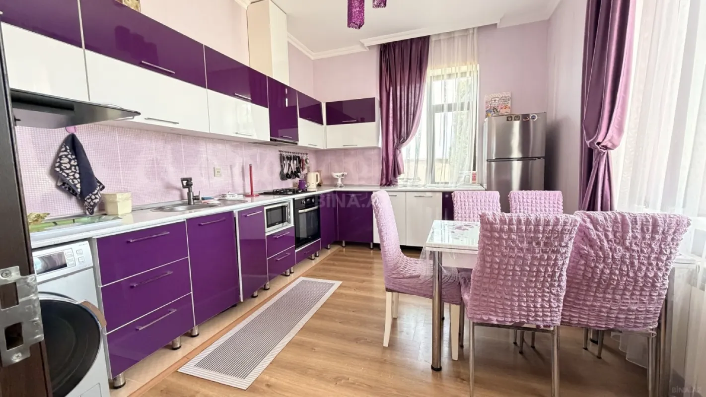 Satılır 4 otaqlı həyət evi 140 m²