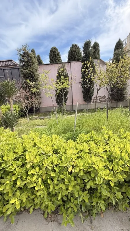 Satılır 4 otaqlı həyət evi 140 m²